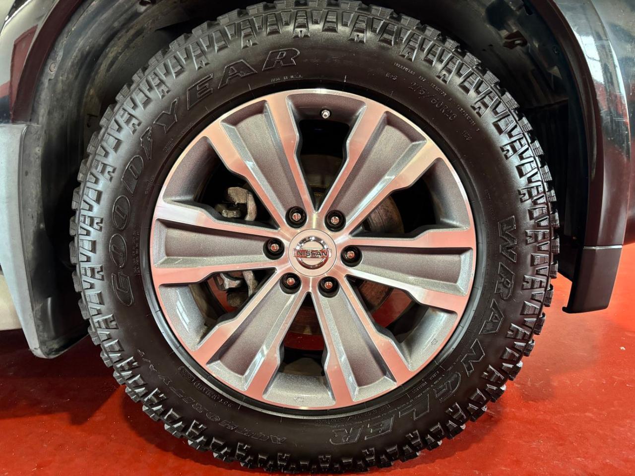 2015 Nissan Armada SL Franklin OH