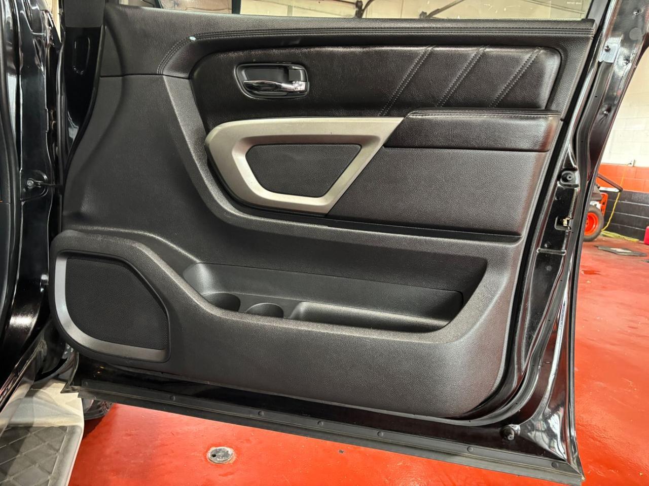 2015 Nissan Armada SL Franklin OH