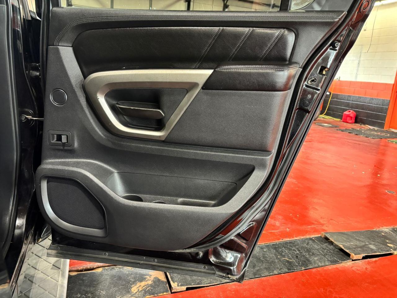 2015 Nissan Armada SL Franklin OH