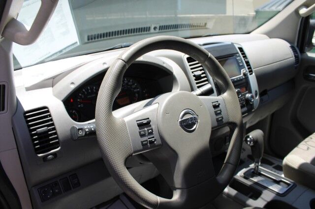 2015 Nissan Frontier 2WD CREW CAB AUTO SV Melbourne FL