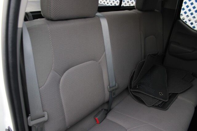 2015 Nissan Frontier 2WD CREW CAB SV Melbourne FL