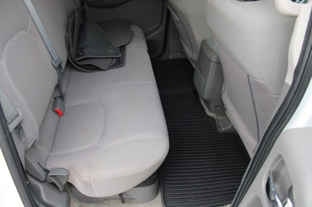 2015 Nissan Frontier 2WD CREW CAB SV Melbourne FL