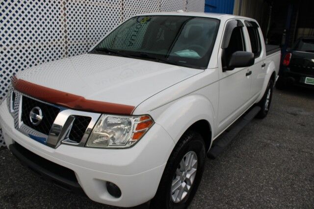 2015 Nissan Frontier 2WD CREW CAB SV Melbourne FL