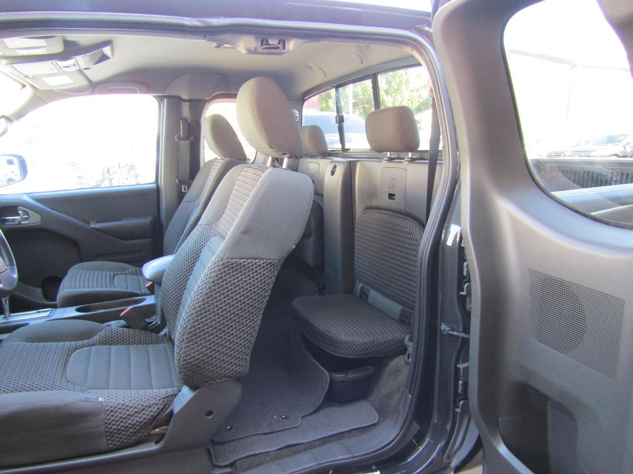 2015 Nissan Frontier 2WD King Cab I4 Auto SV Grand Prairie TX