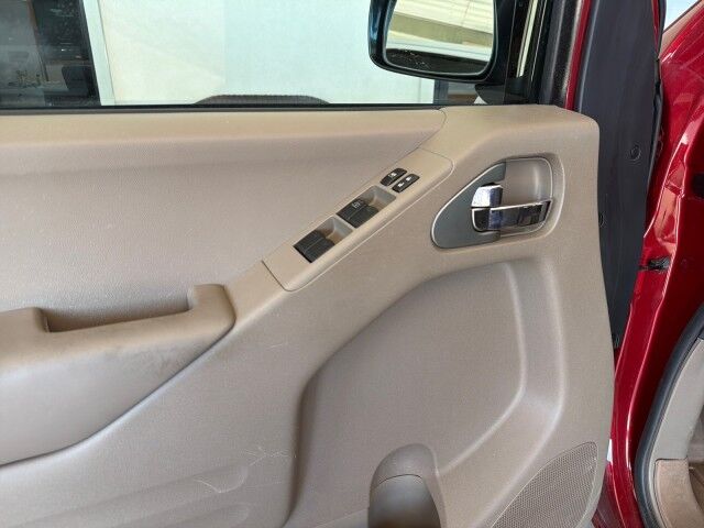 2015 Nissan Frontier Crew Cab SV Lafayette LA