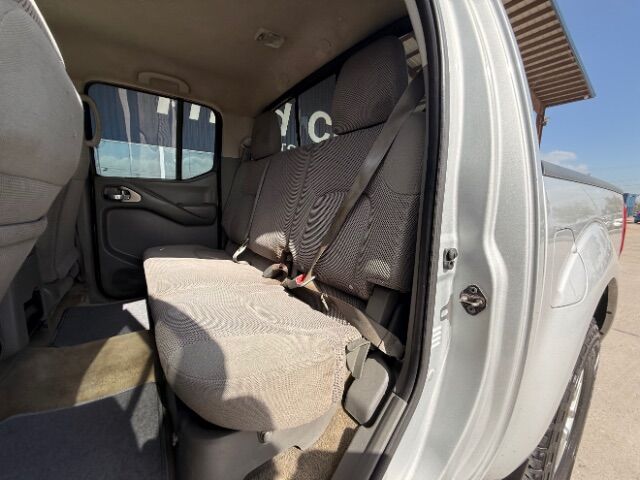 2015 Nissan Frontier S Crew Cab 5AT 2WD New Braunfels TX