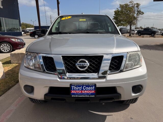 2015 Nissan Frontier S Crew Cab 5AT 2WD New Braunfels TX