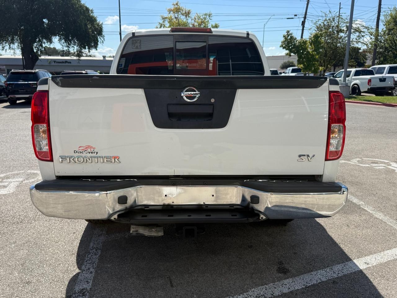 2015 Nissan Frontier SL Crew Cab 5AT 2WD Austin TX