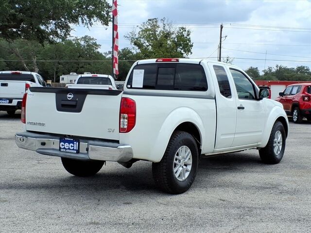 2015 Nissan Frontier SV  TX