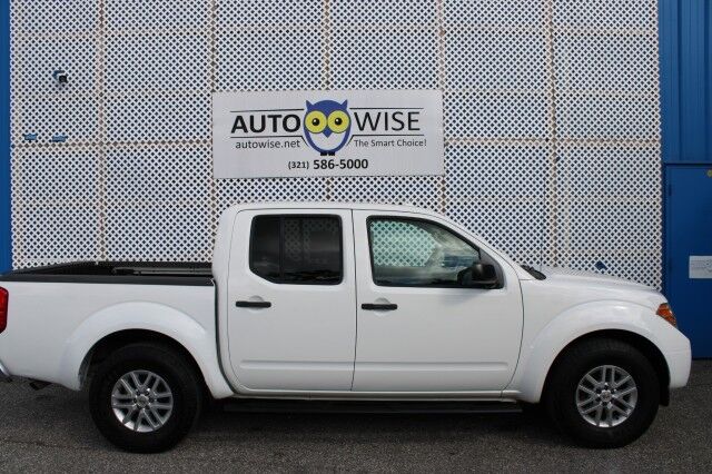 2015 Nissan Frontier SV CREW CAB SV