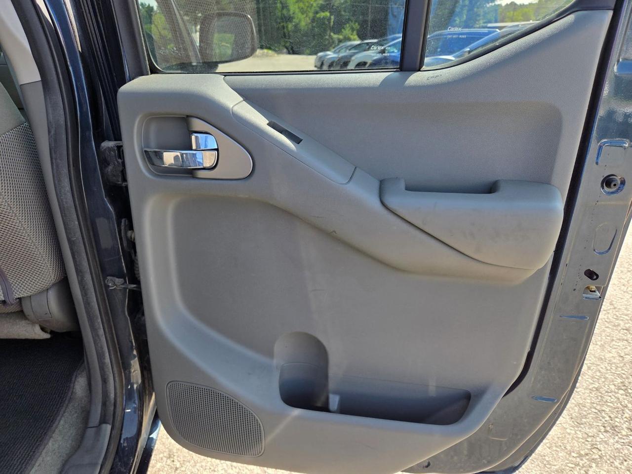 2015 Nissan Frontier SV Charlton MA