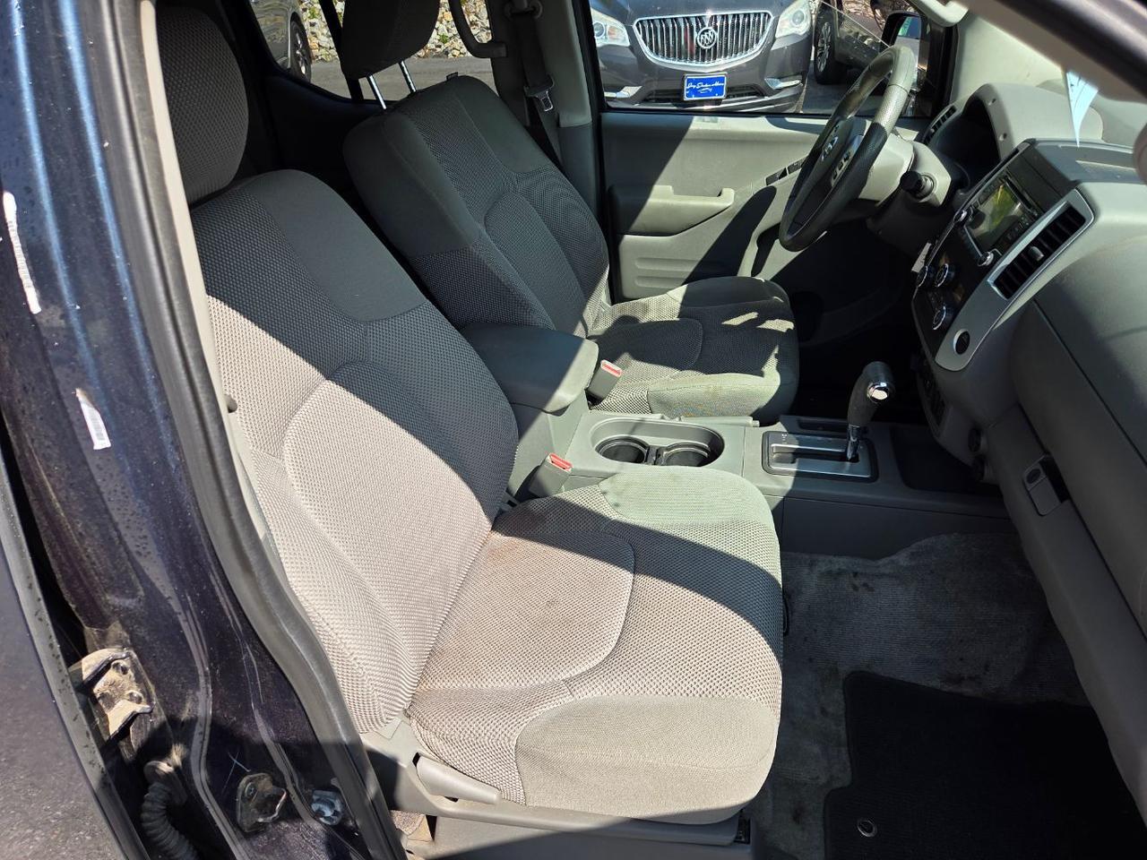 2015 Nissan Frontier SV Charlton MA