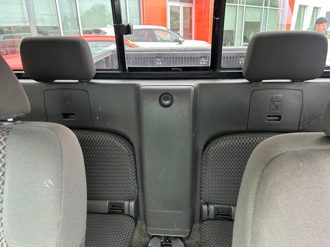 2015 Nissan Frontier SV King Cab 6MT 2WD Austin TX