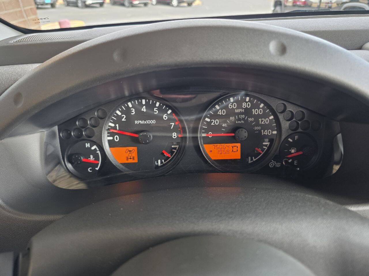 2015 Nissan Frontier SV V6 4x4 4dr King Cab 6.1 ft. SB Pickup 5A Eldridge IA