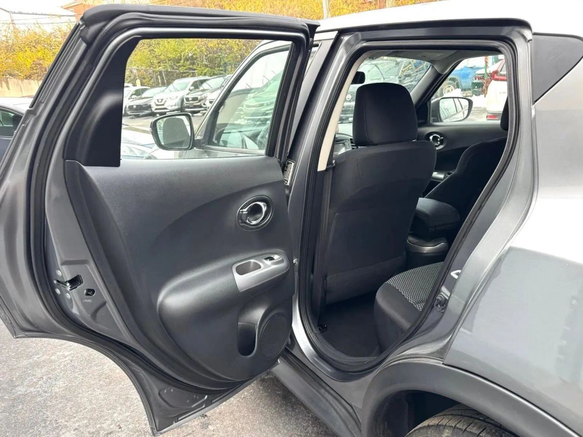 2015 Nissan JUKE S Sport Utility 4D Cincinnati OH