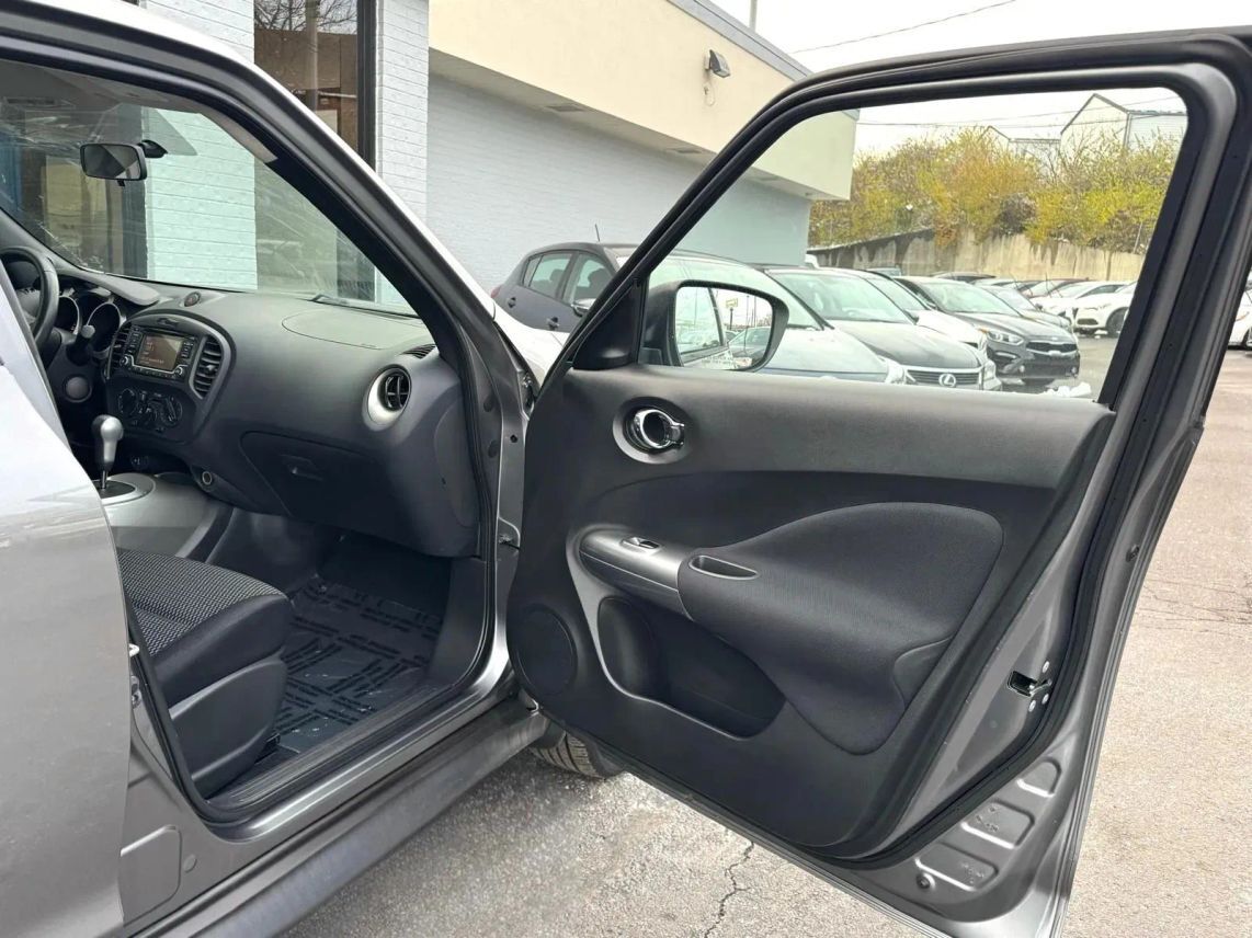 2015 Nissan JUKE S Sport Utility 4D Cincinnati OH