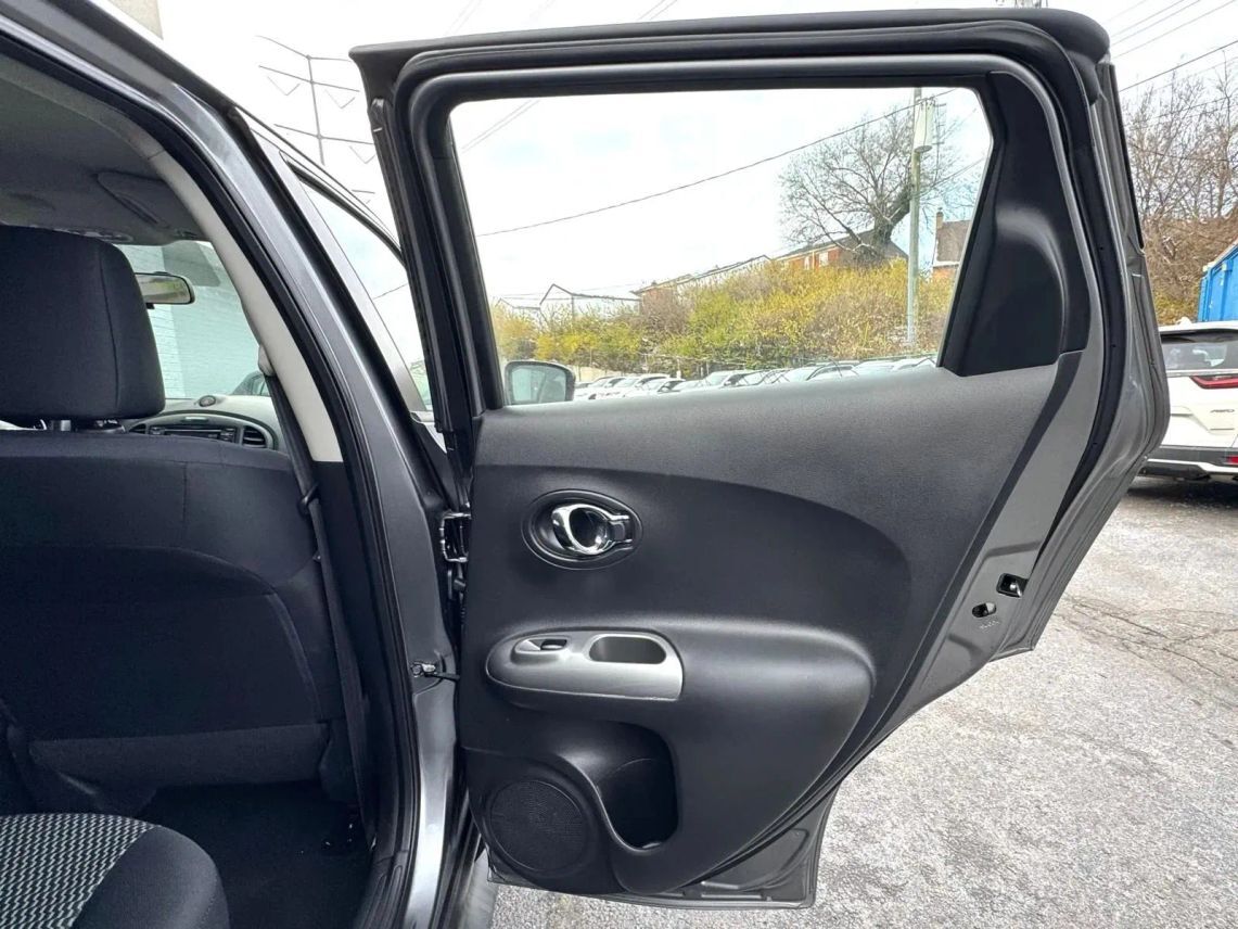 2015 Nissan JUKE S Sport Utility 4D Cincinnati OH