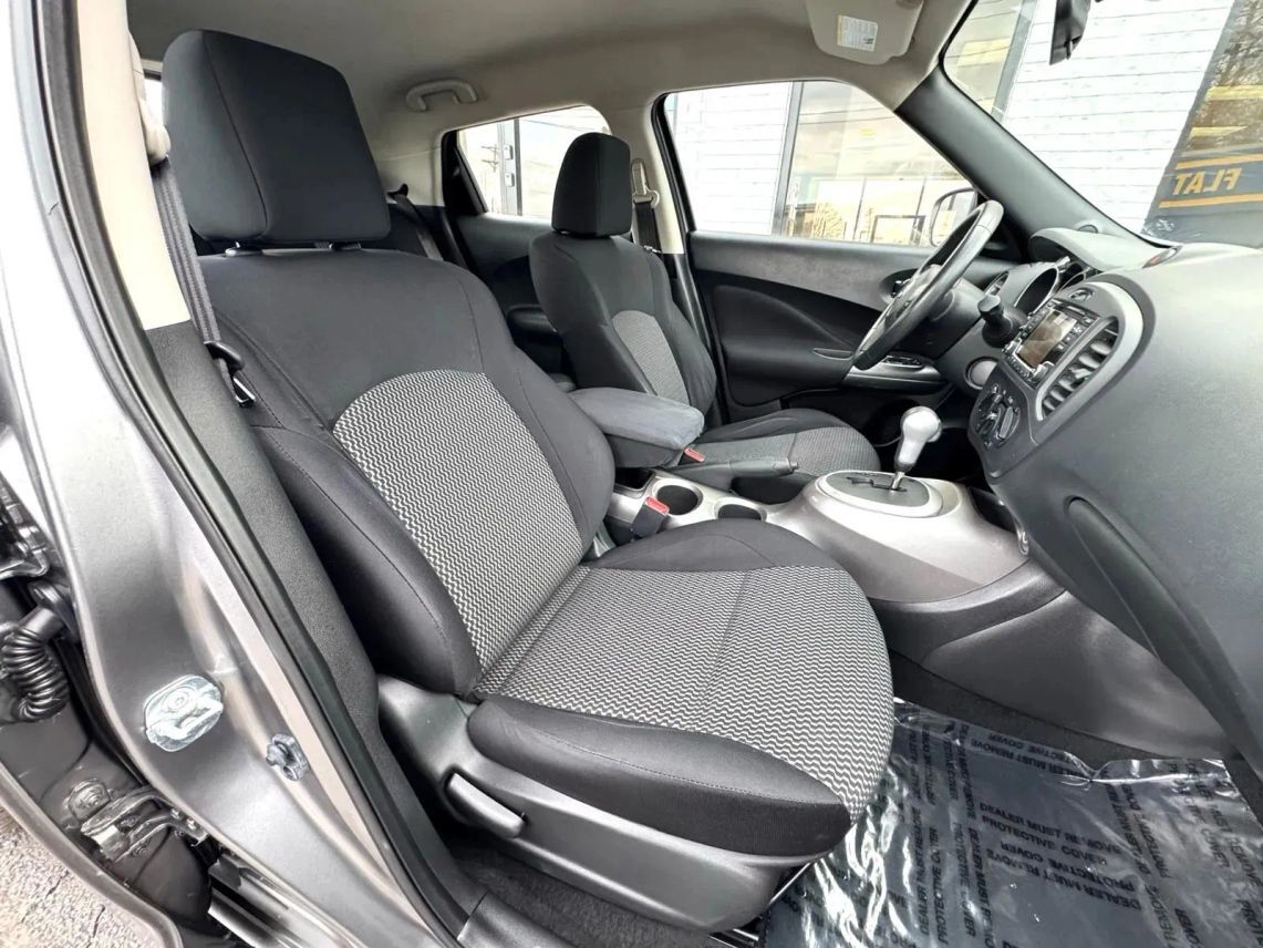 2015 Nissan JUKE S Sport Utility 4D Cincinnati OH