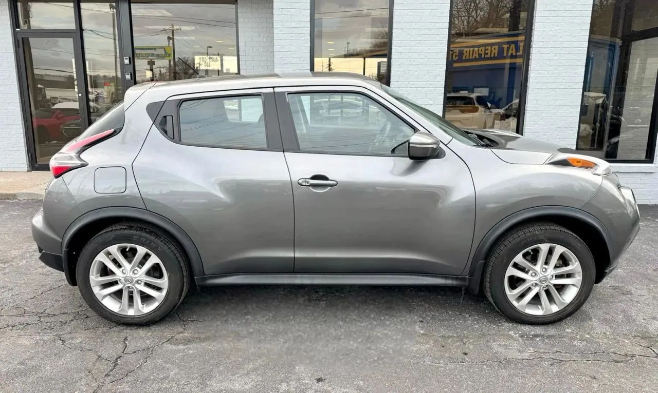 2015 Nissan JUKE S Sport Utility 4D Cincinnati OH