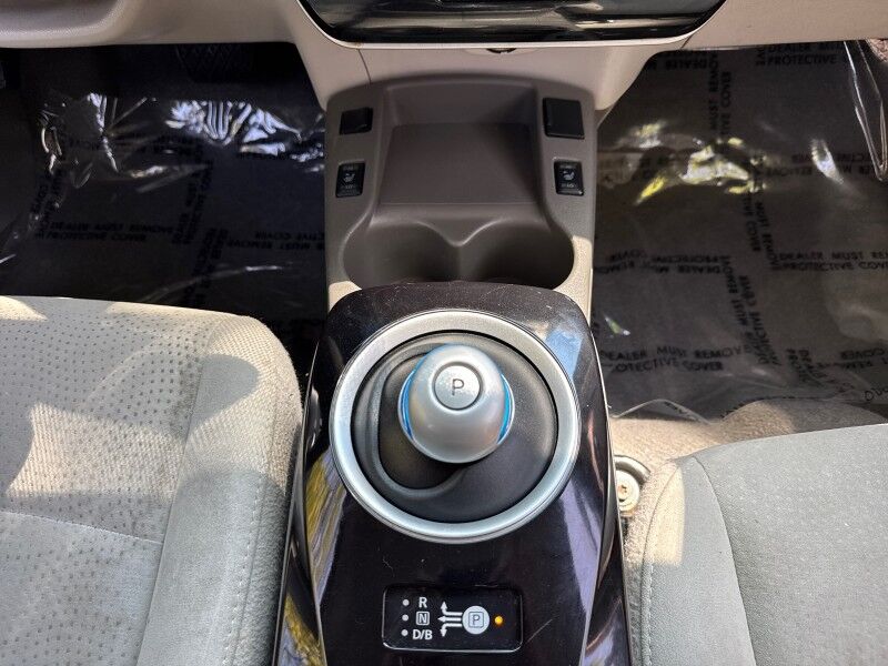 2015 Nissan LEAF 4dr HB SV *Ltd Avail* Arlington VA