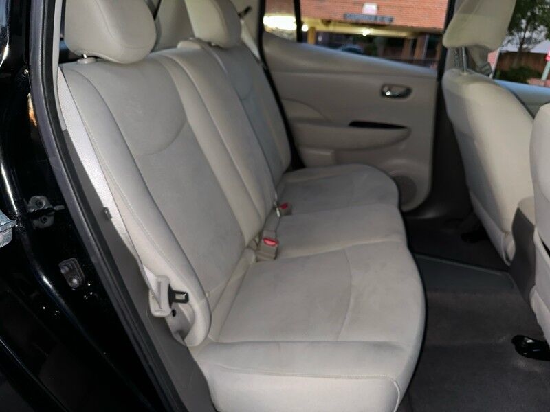 2015 Nissan LEAF 4dr HB SV *Ltd Avail* Arlington VA