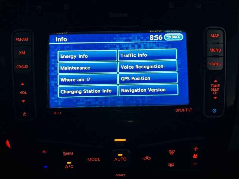 2015 Nissan LEAF 4dr HB SV *Ltd Avail* Arlington VA