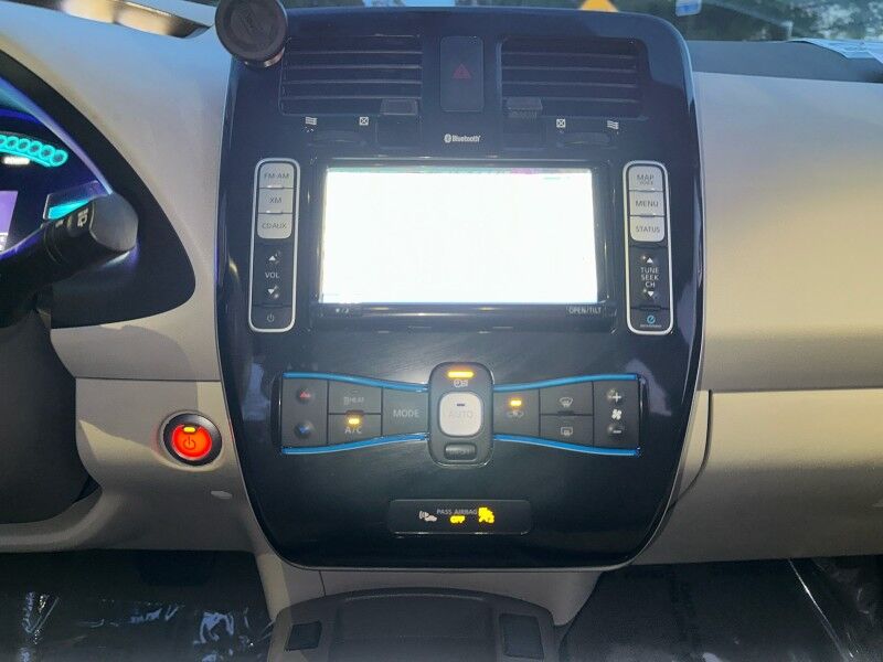 2015 Nissan LEAF 4dr HB SV *Ltd Avail* Arlington VA