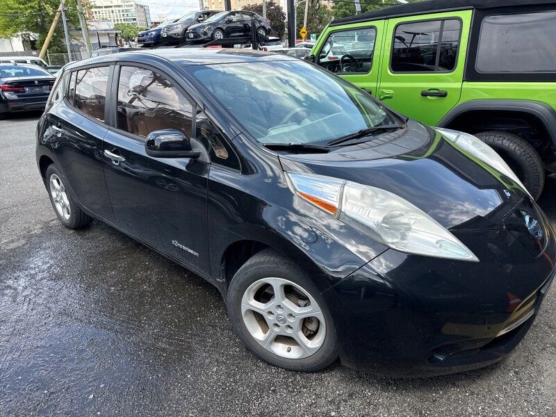 2015 Nissan LEAF SV Arlington VA