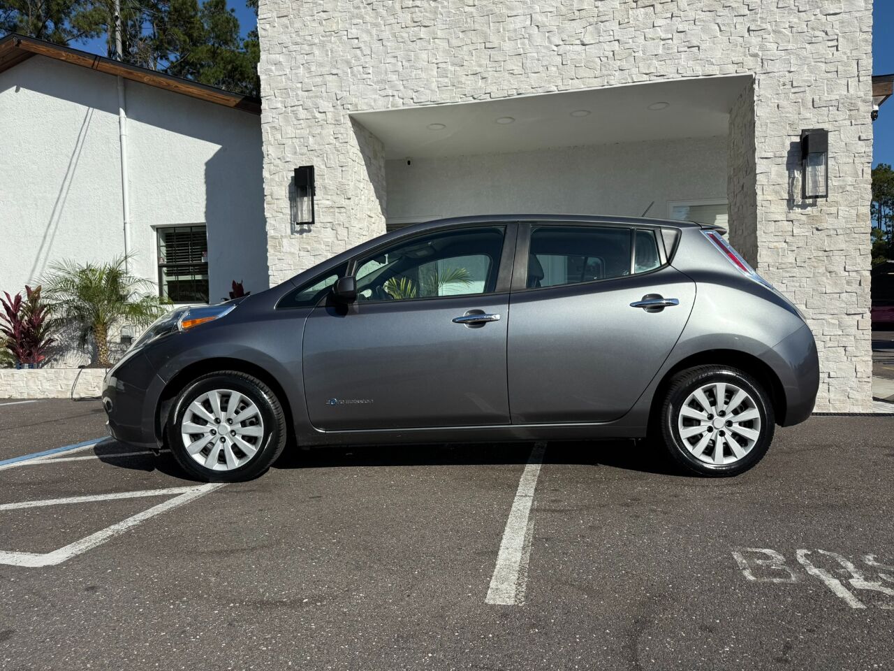 2015 Nissan Leaf 4dr HB S