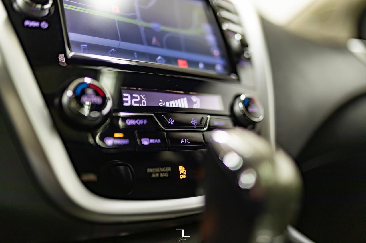 2015 Nissan Murano AWD Platinum Leather Roof Nav BCam Red Deer AB