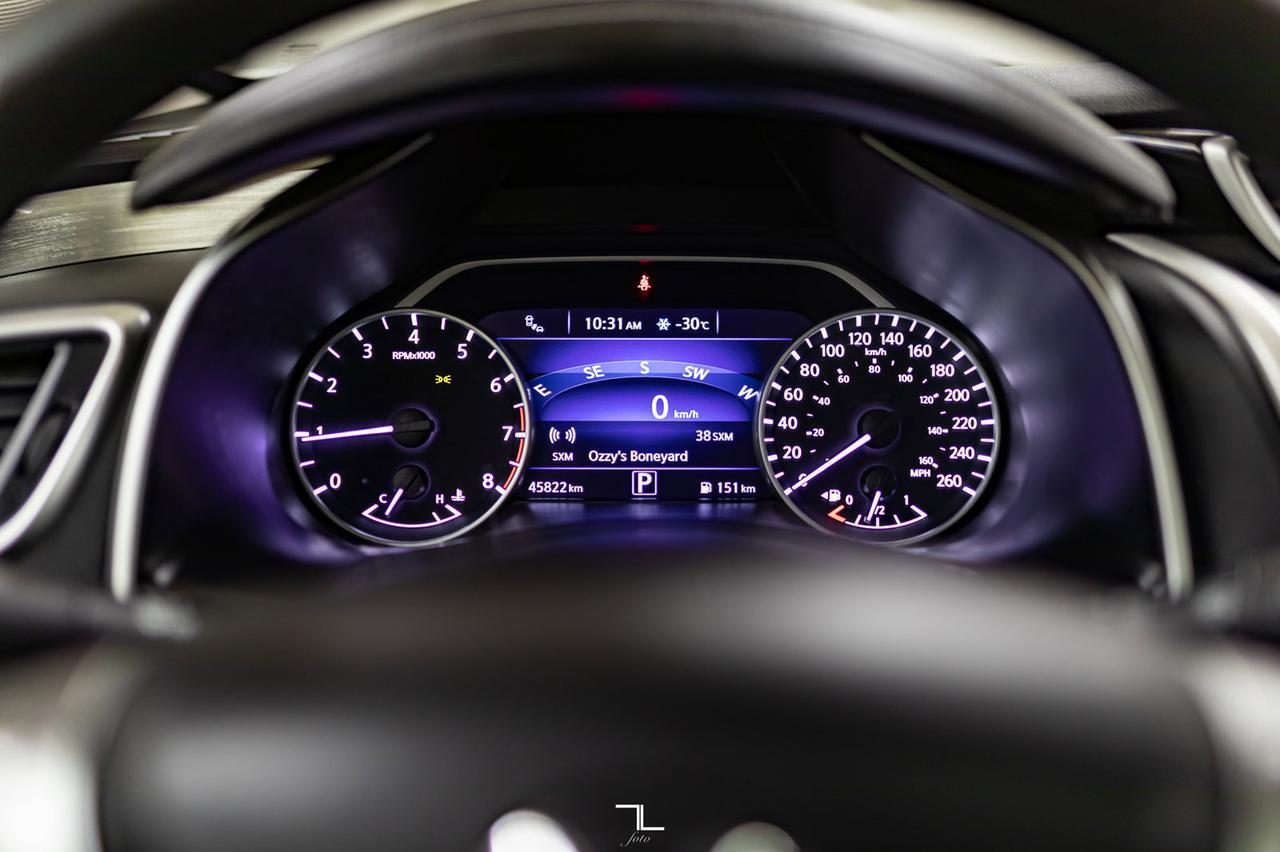 2015 Nissan Murano AWD Platinum Leather Roof Nav BCam Red Deer AB