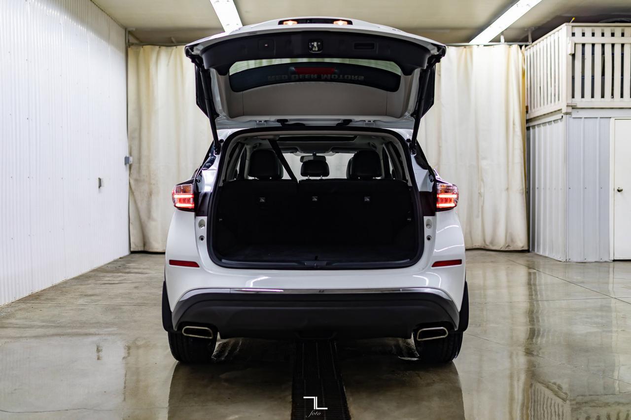 2015 Nissan Murano AWD Platinum Leather Roof Nav BCam Red Deer AB