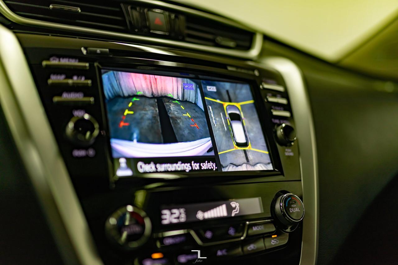 2015 Nissan Murano AWD Platinum Leather Roof Nav BCam Red Deer AB