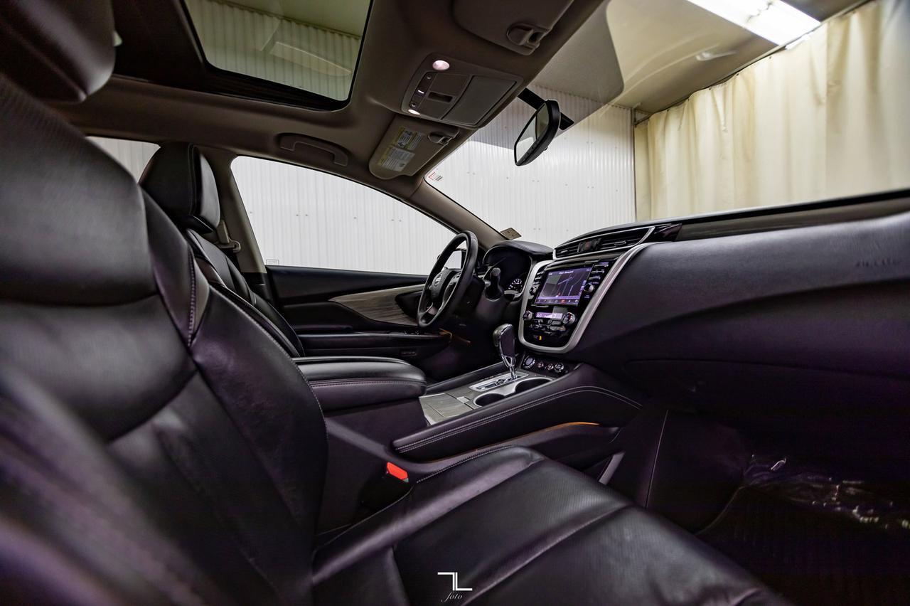2015 Nissan Murano AWD Platinum Leather Roof Nav BCam Red Deer AB