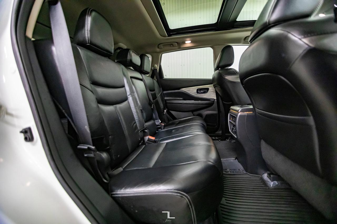 2015 Nissan Murano AWD Platinum Leather Roof Nav BCam Red Deer AB