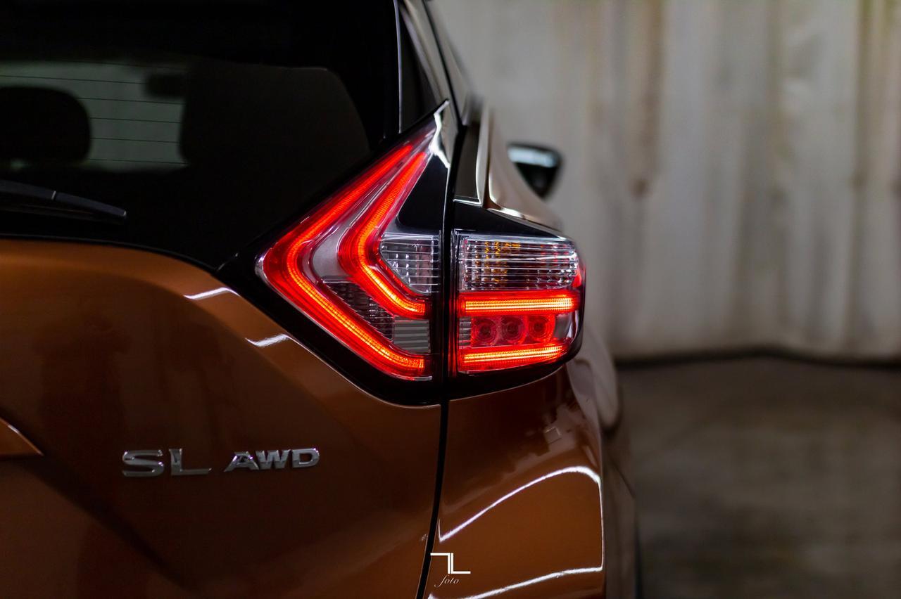 2015 Nissan Murano AWD SL Leather Roof Nav BCam Red Deer AB