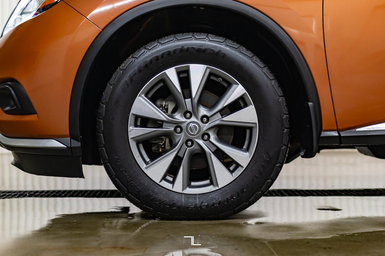 2015 Nissan Murano AWD SL Leather Roof Nav BCam Red Deer AB