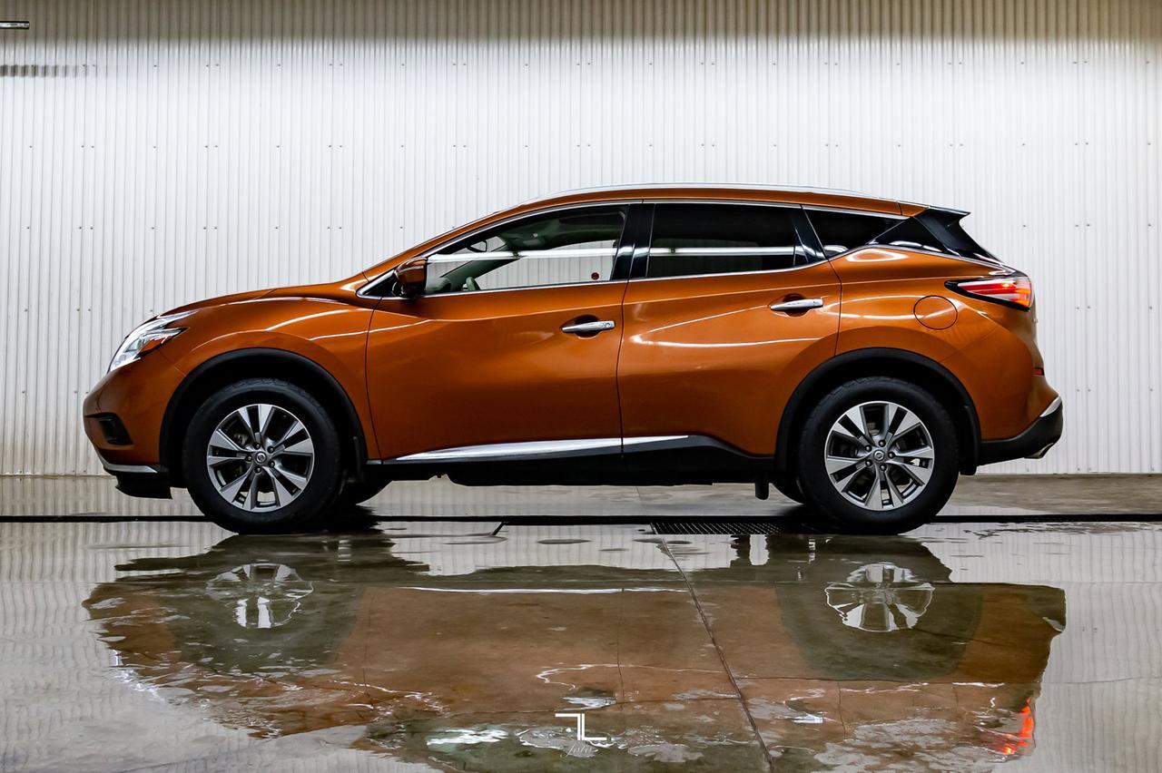 2015 Nissan Murano AWD SL Leather Roof Nav BCam Red Deer AB