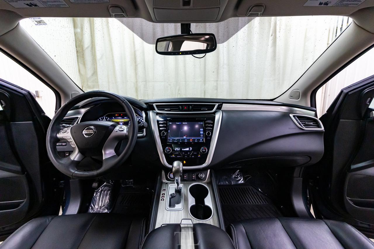 2015 Nissan Murano AWD SL Leather Roof Nav BCam Red Deer AB