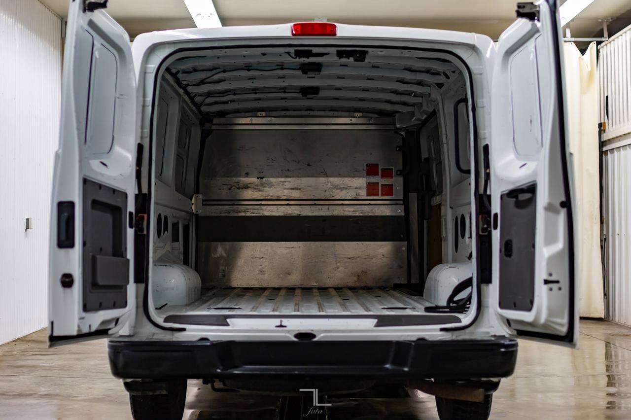 2015 Nissan NV 2500 SV Cargo Van Red Deer AB