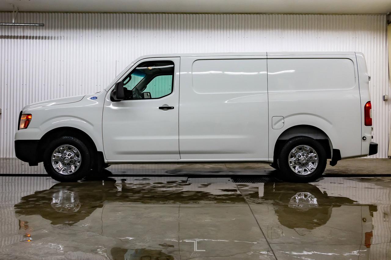 2015 Nissan NV 2500 SV Cargo Van Red Deer AB