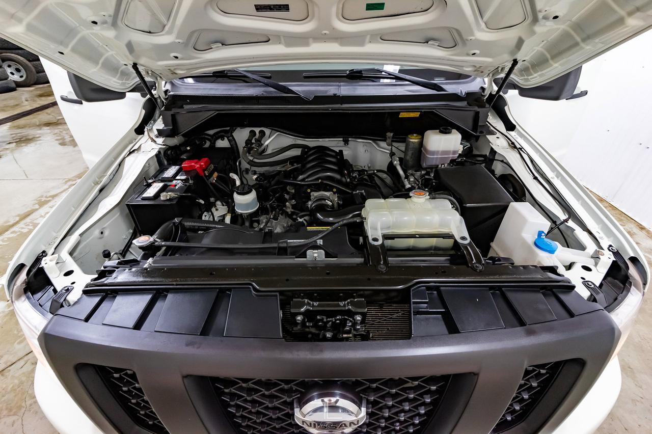 2015 Nissan NV 2500 SV Cargo Van Red Deer AB