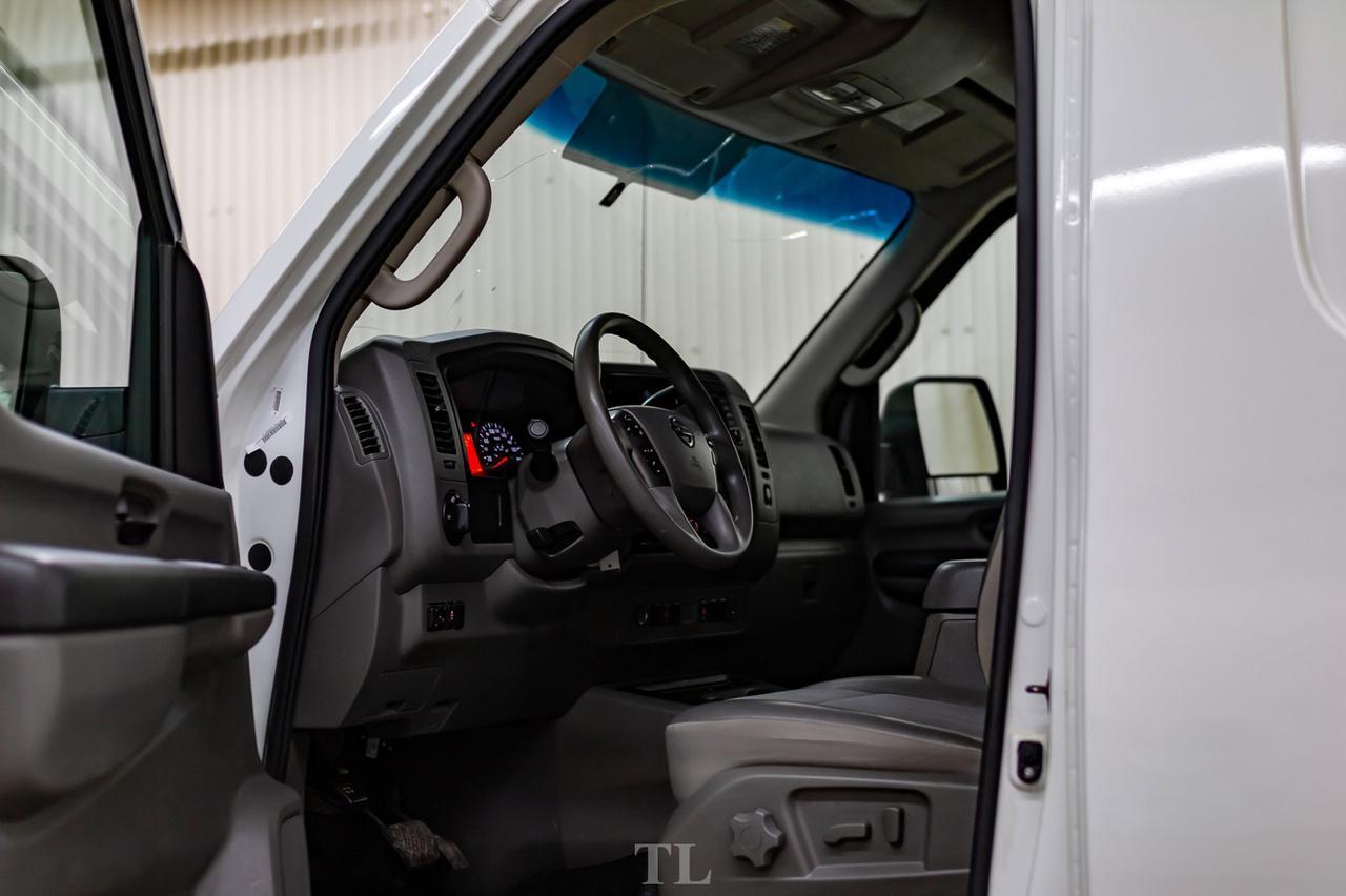 2015 Nissan NV 2500 SV High Roof Nav BCam Red Deer AB