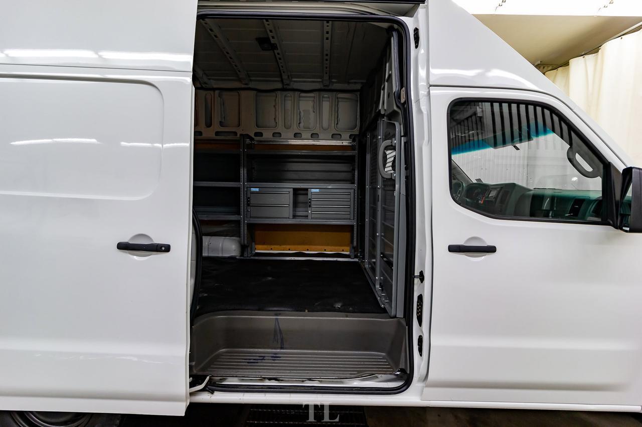 2015 Nissan NV 2500 SV High Roof Nav BCam Red Deer AB