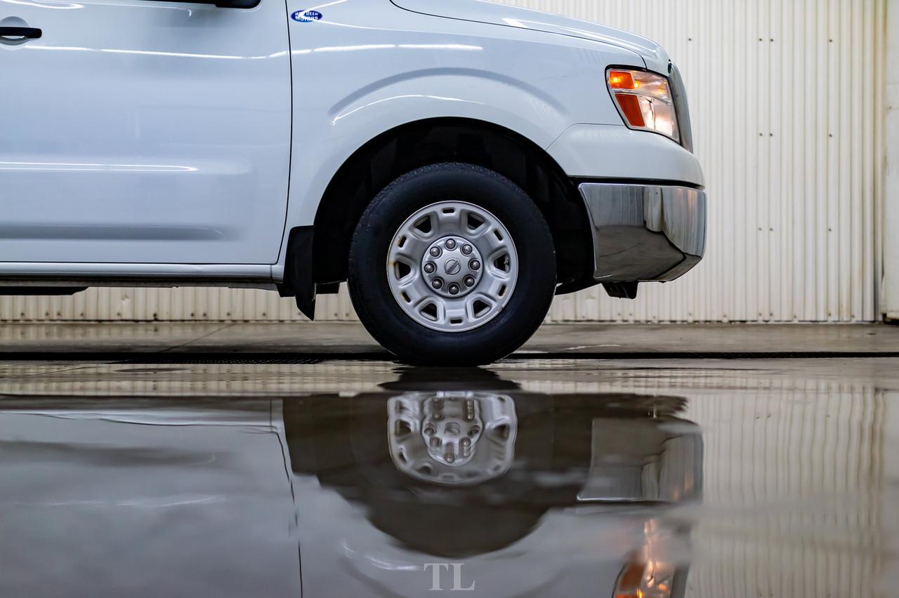 2015 Nissan NV 2500 SV High Roof Nav BCam Red Deer AB