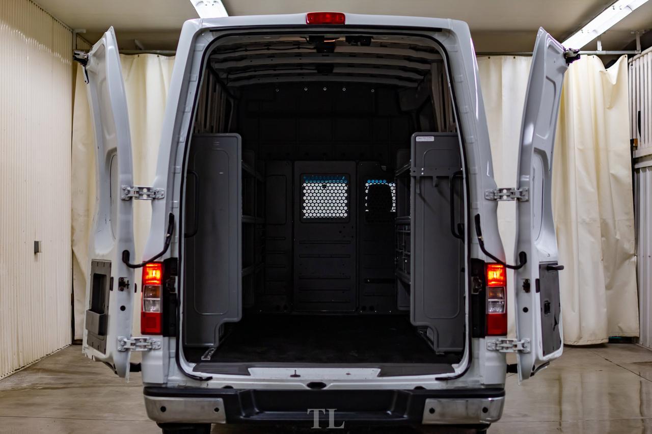 2015 Nissan NV 2500 SV High Roof Nav BCam Red Deer AB