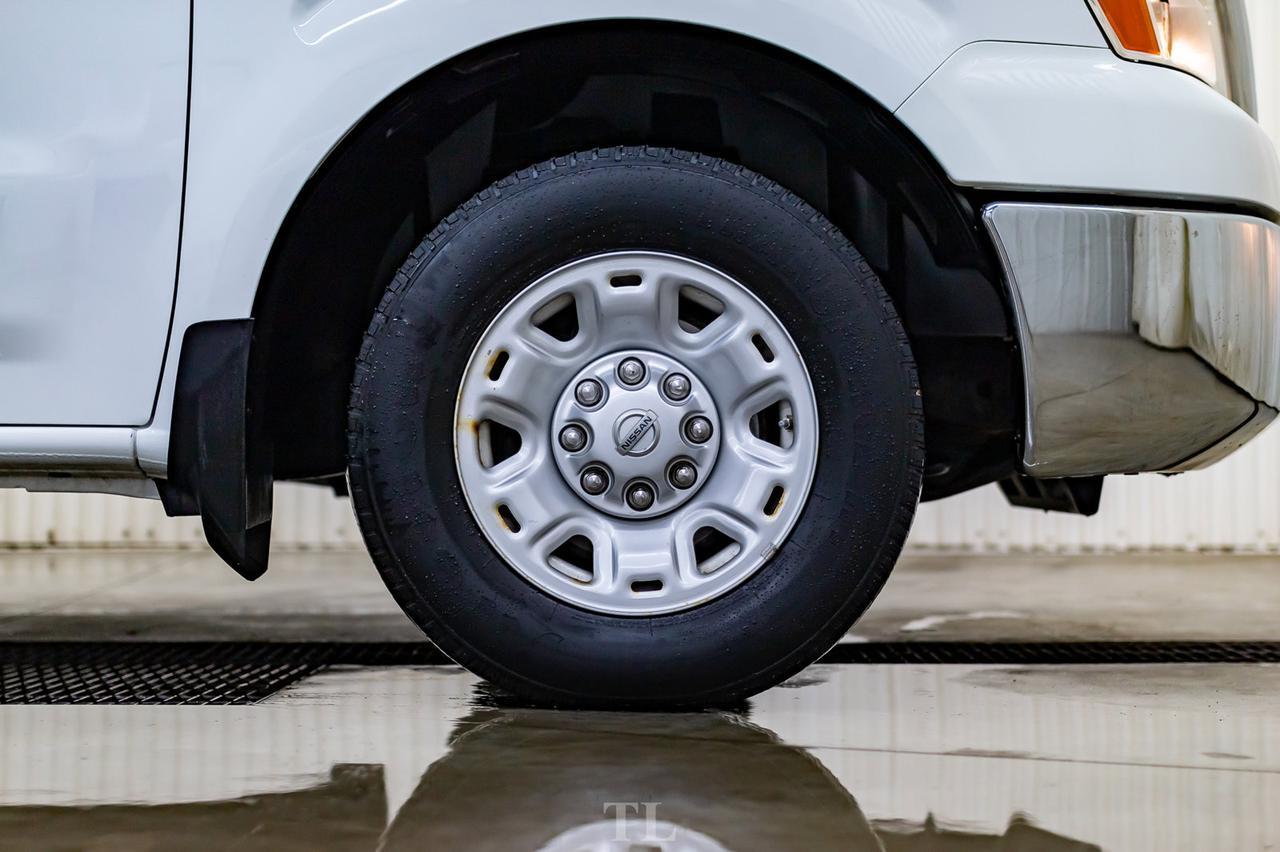 2015 Nissan NV 2500 SV High Roof Nav BCam Red Deer AB