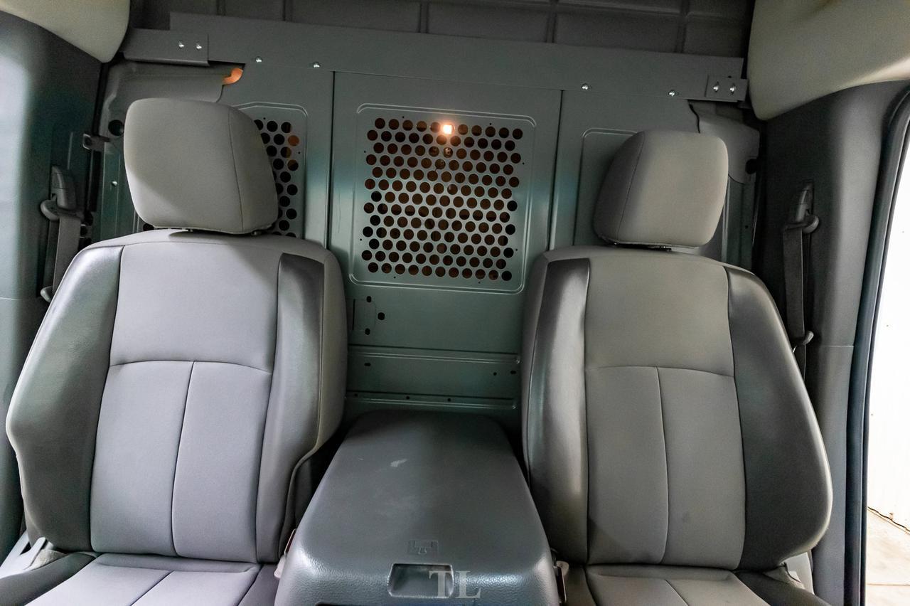 2015 Nissan NV 2500 SV High Roof Nav BCam Red Deer AB