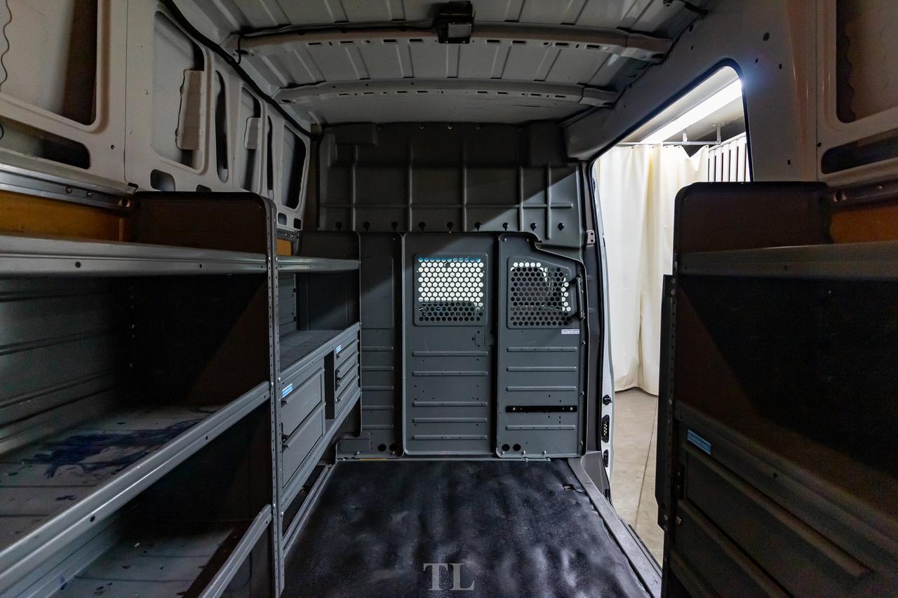 2015 Nissan NV 2500 SV High Roof Nav BCam Red Deer AB