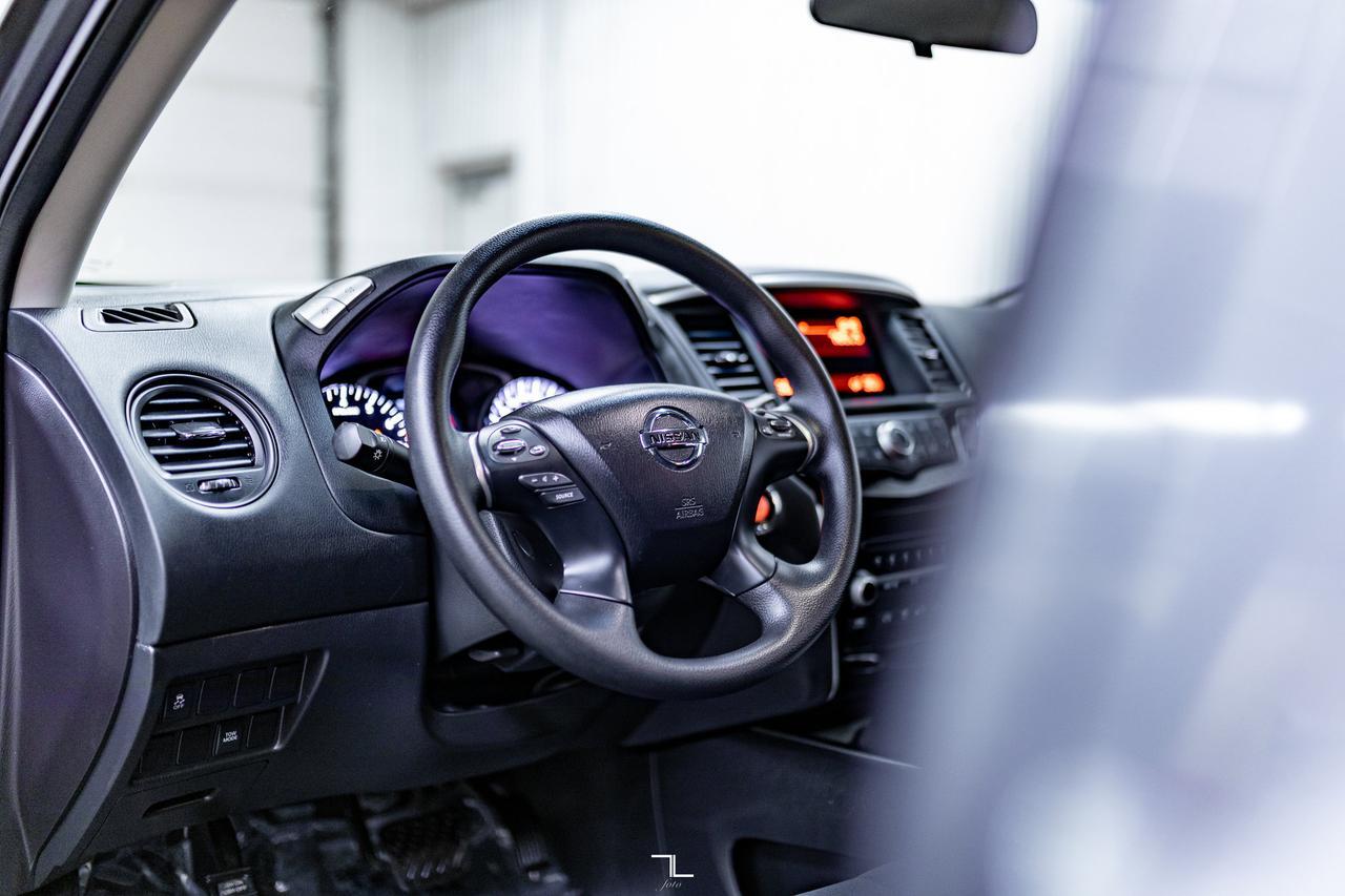 2015 Nissan Pathfinder AWD S 7 Passenger Red Deer AB